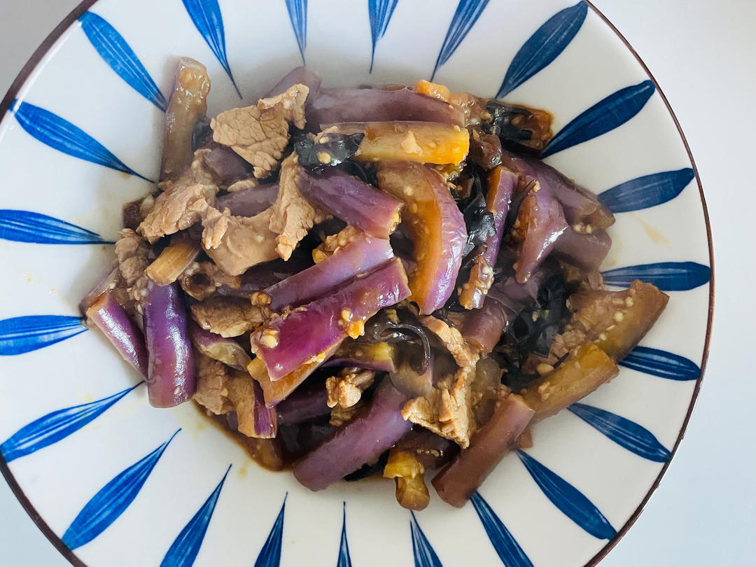 肉沫茄子（非油炸健康版）文末另附万能鱼香汁配方。