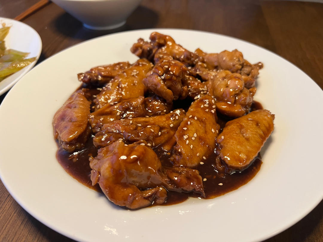 妈妈家的味道，吃了停不下来的红烧鸡翅
