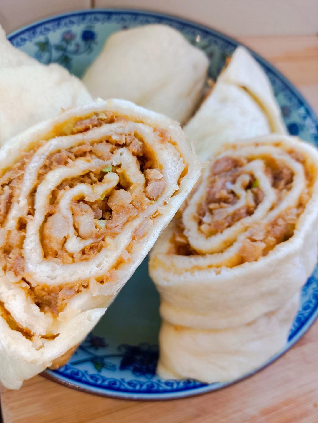 肉龙！肉卷子！