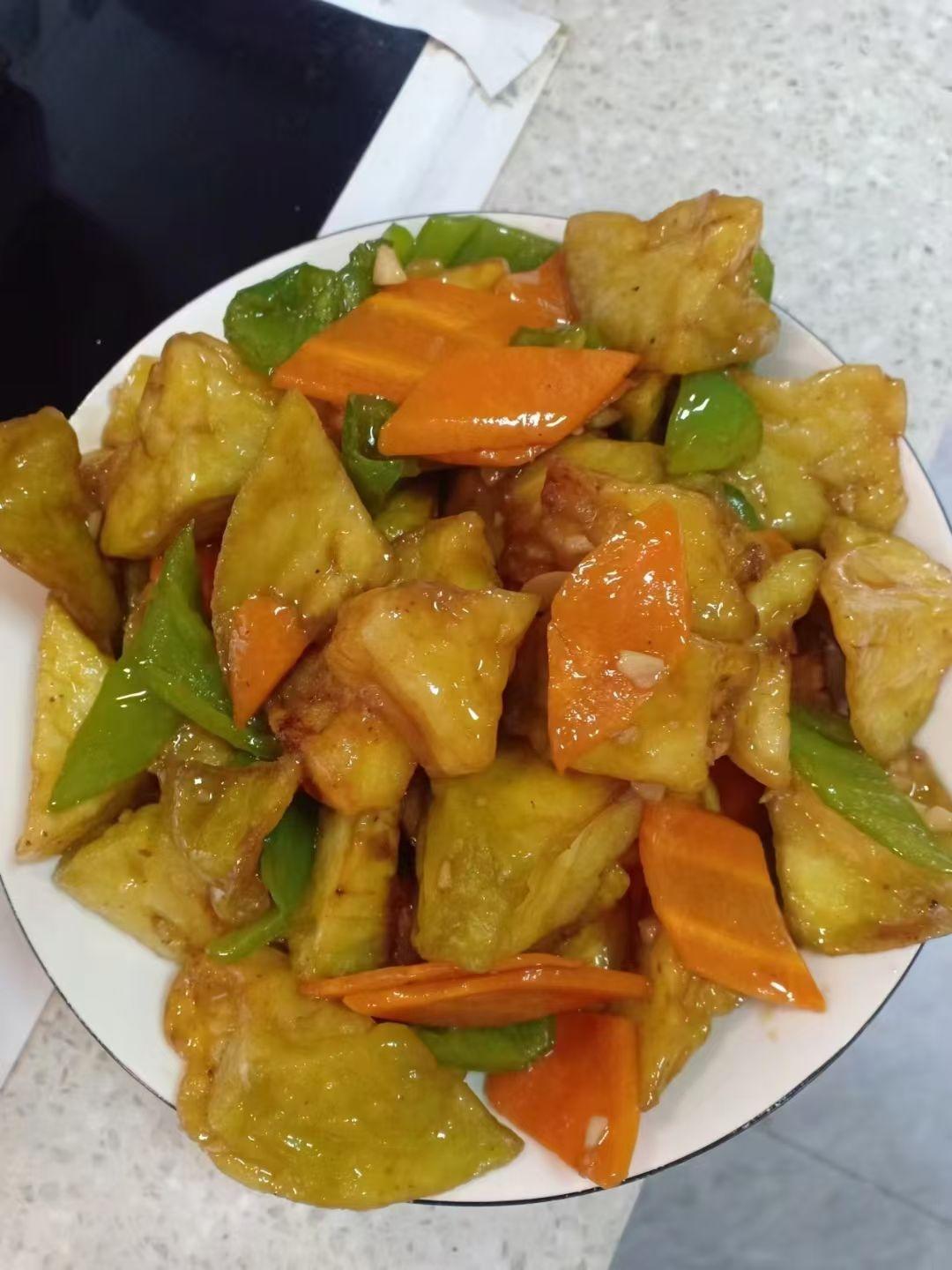 巨下饭的烧茄子 ！！外酥里嫩  满屋飘香。