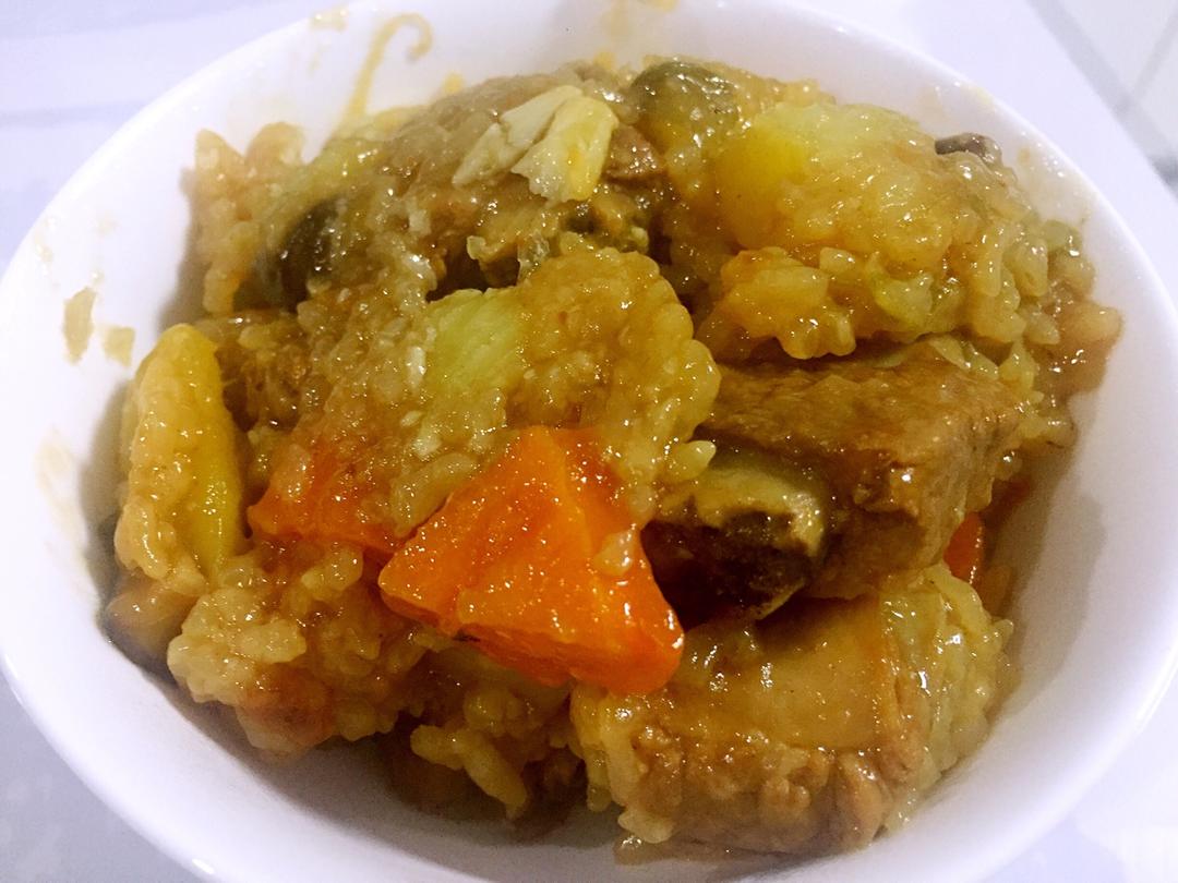 喷香排骨焖饭（爆好吃）
