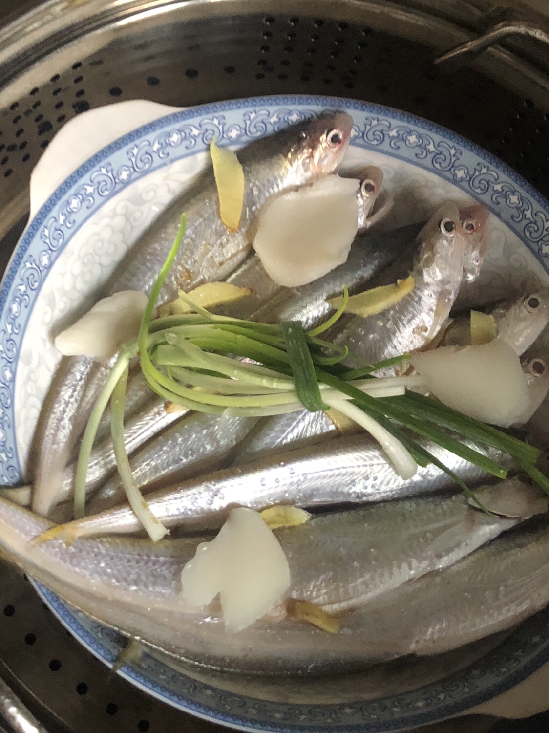 长江第一鲜-清蒸刀鱼的做法 步骤3