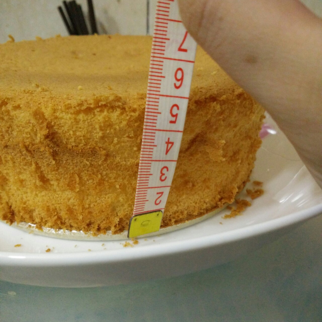 超简单完美戚风蛋糕（6寸2蛋）附打发、翻拌、脱模视频