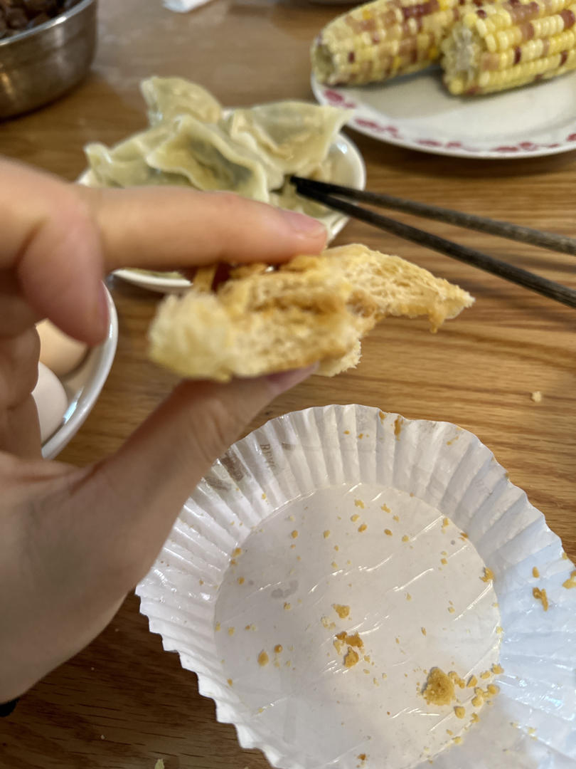 好吃到炸裂的港式菠萝包（附带制作酥皮的小视频）