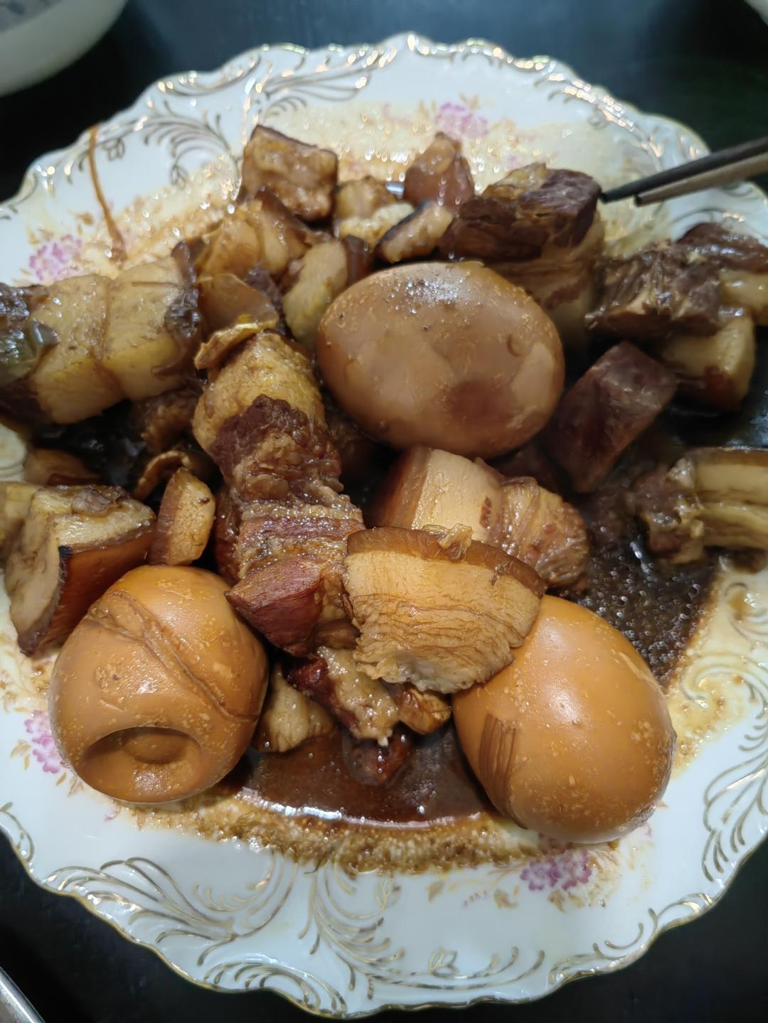 家常版的红烧肉（一点都不腻，软，糯)