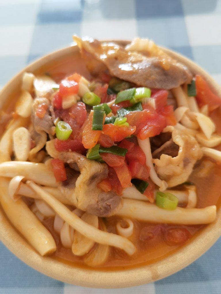 番茄肥牛金针菇