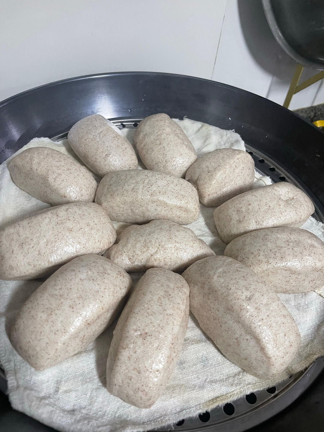 无油无糖松软的全麦馒头