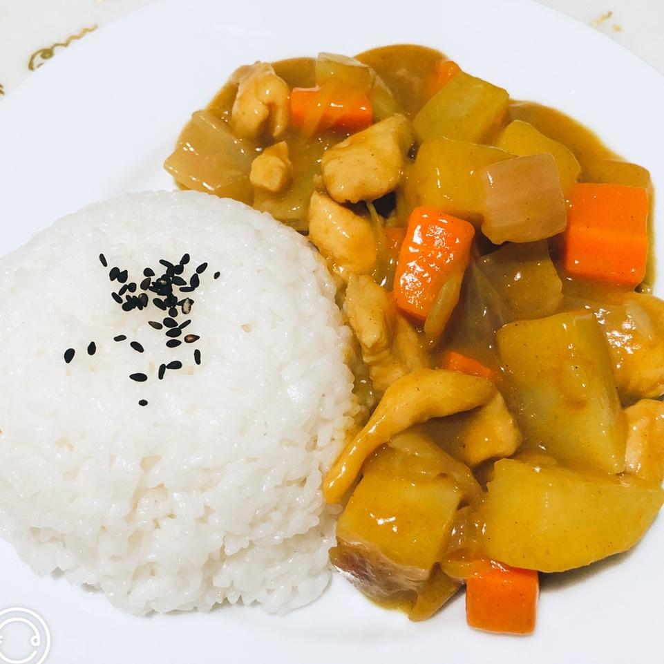 咖喱鸡肉饭
