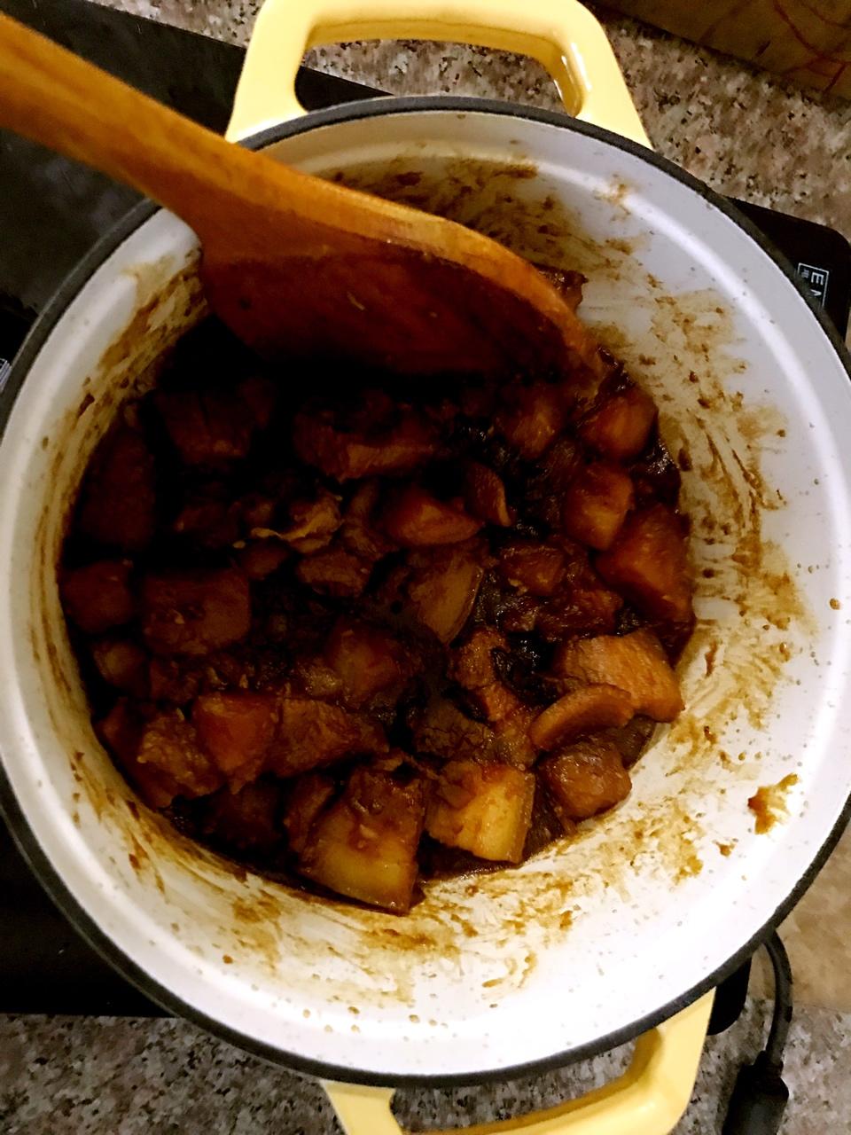 土豆炖肉--Staub珐琅铸铁锅