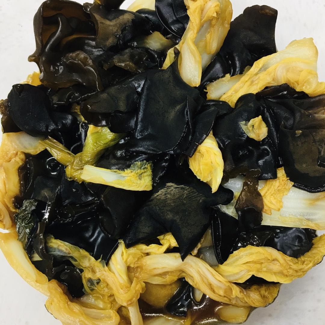 白菜炒木耳