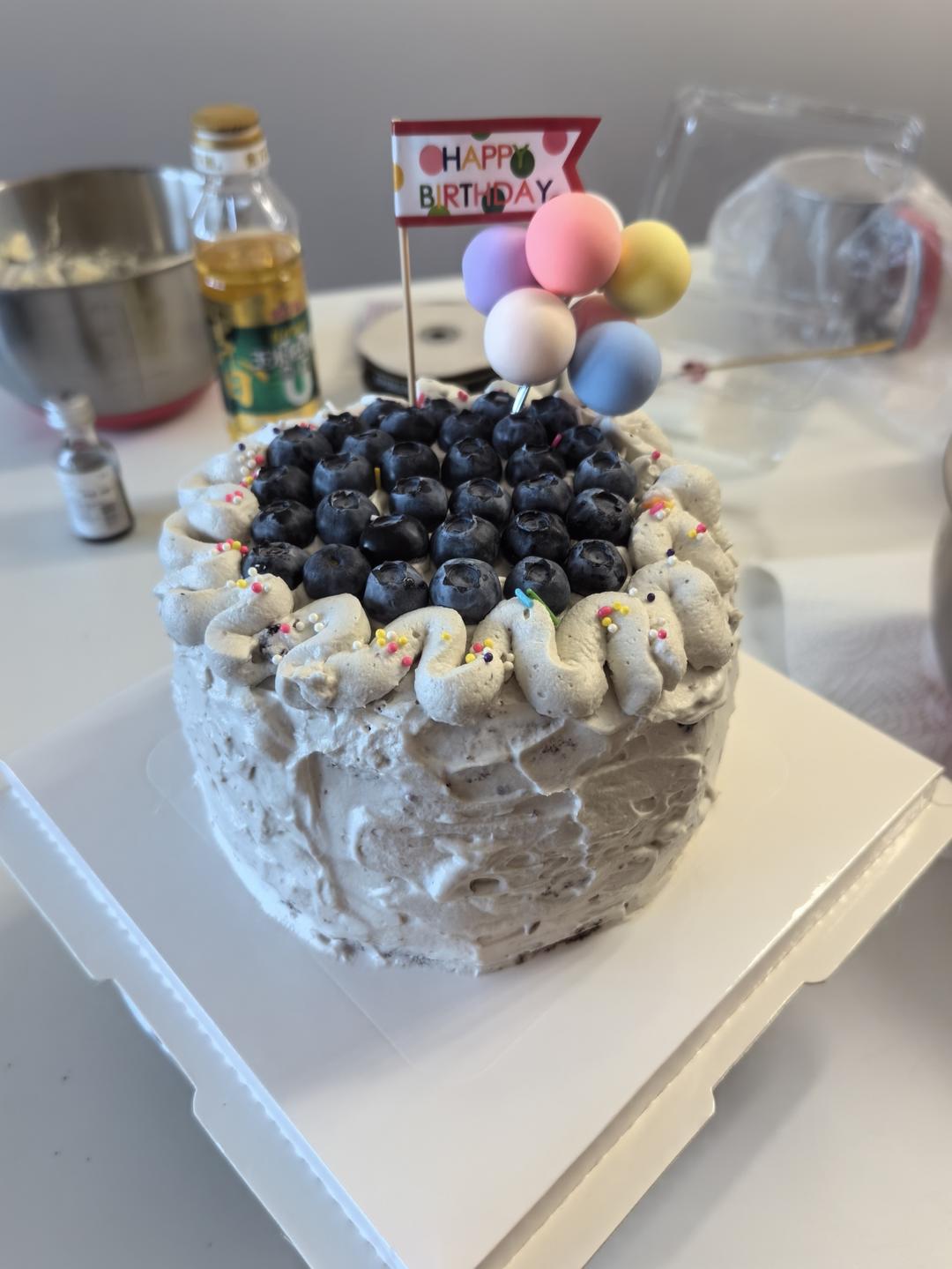 蓝莓瀑布巧克力蛋糕