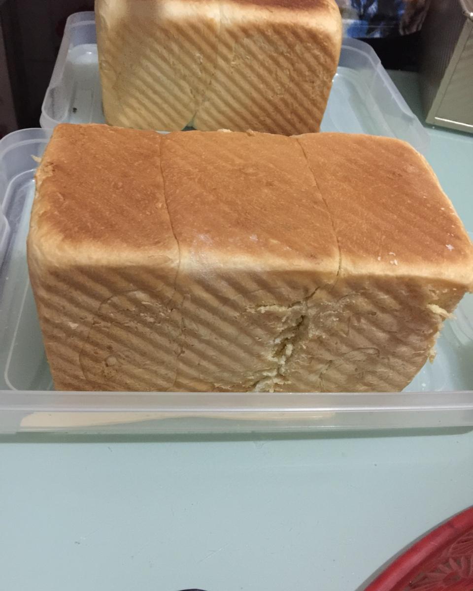 椰蓉吐司.....椰蓉薯泥馅