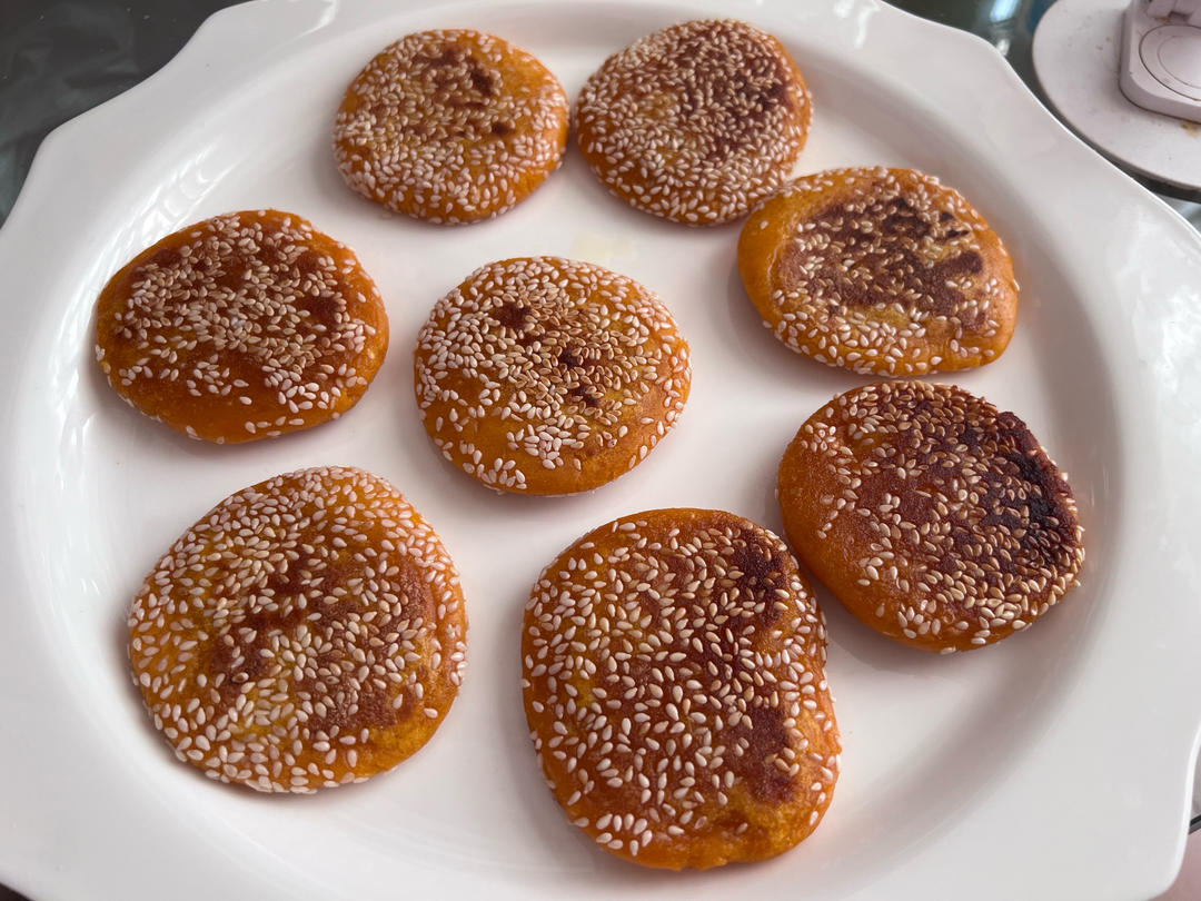 平底锅就能做，香甜软糯的南瓜饼，一次成功