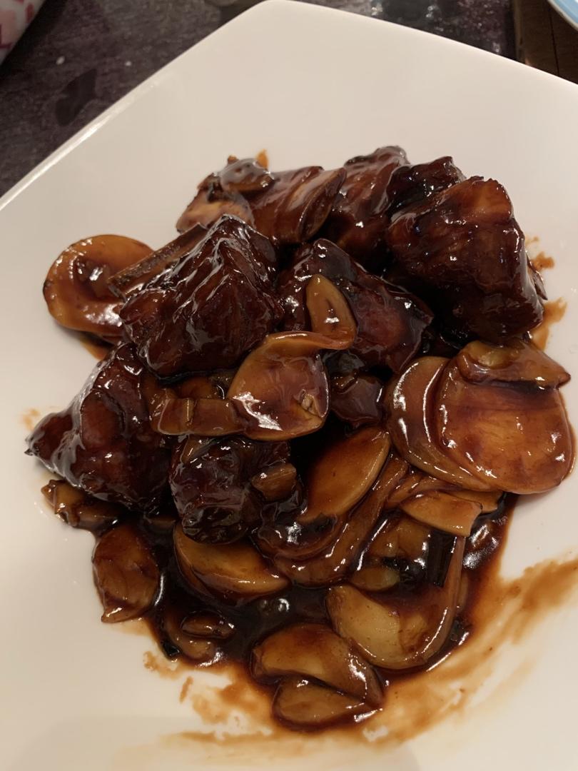 堂妈小厨——排骨烧年糕