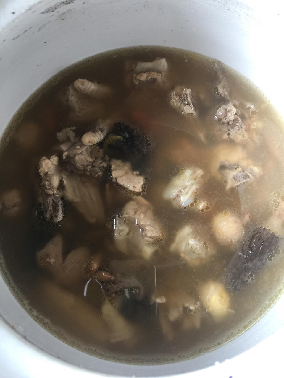 小孩肠胃不好，睡不安稳煲-羊肚菌太子参补脾汤