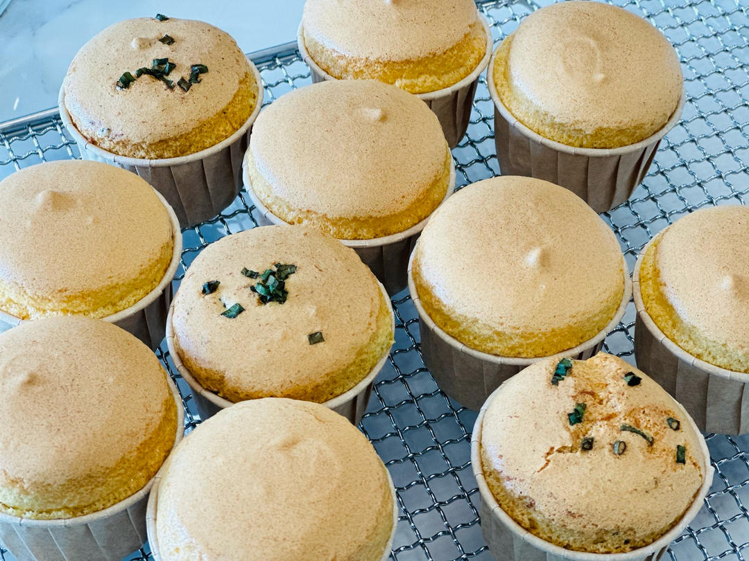 纸杯蛋糕 8寸戚风蛋糕的量