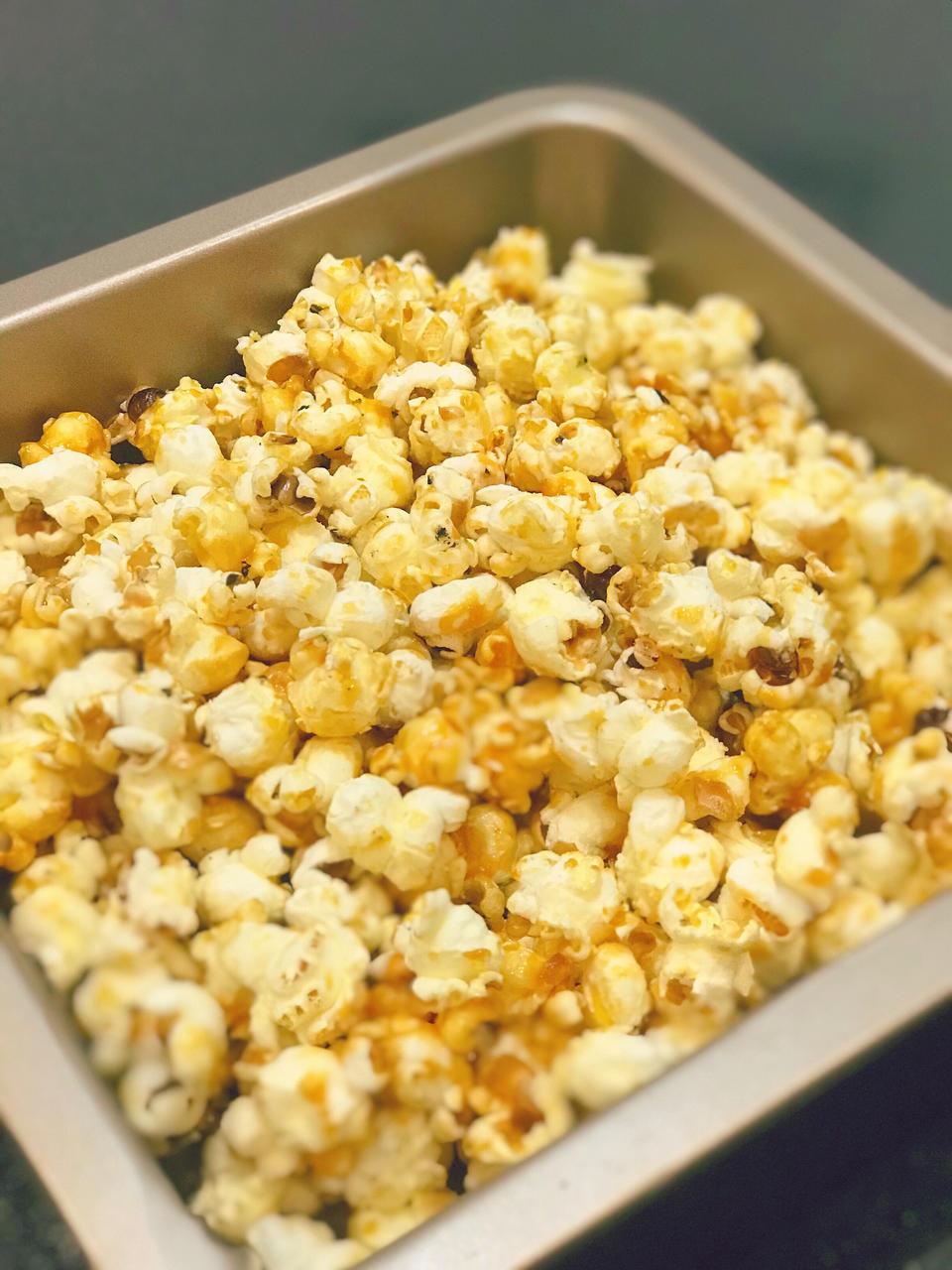 咸甜酥脆的焦糖海盐爆米花|可外出携带的小零食