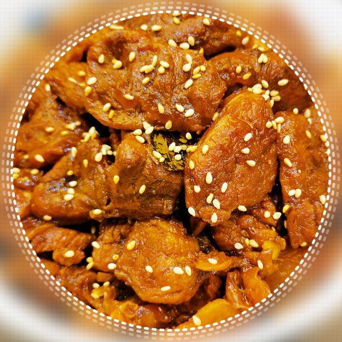 酱烧牛尾