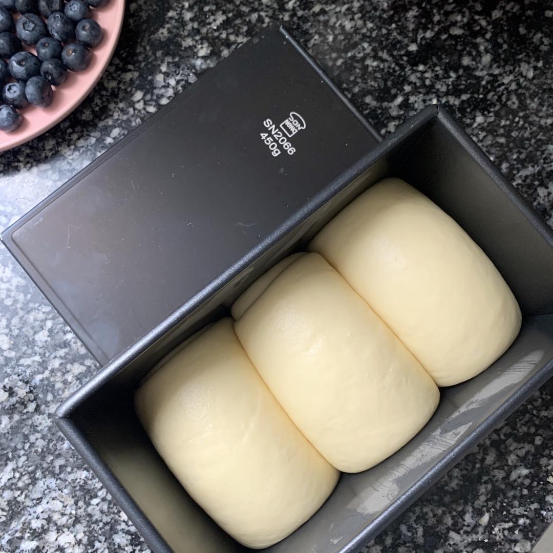 纯奶手撕吐司