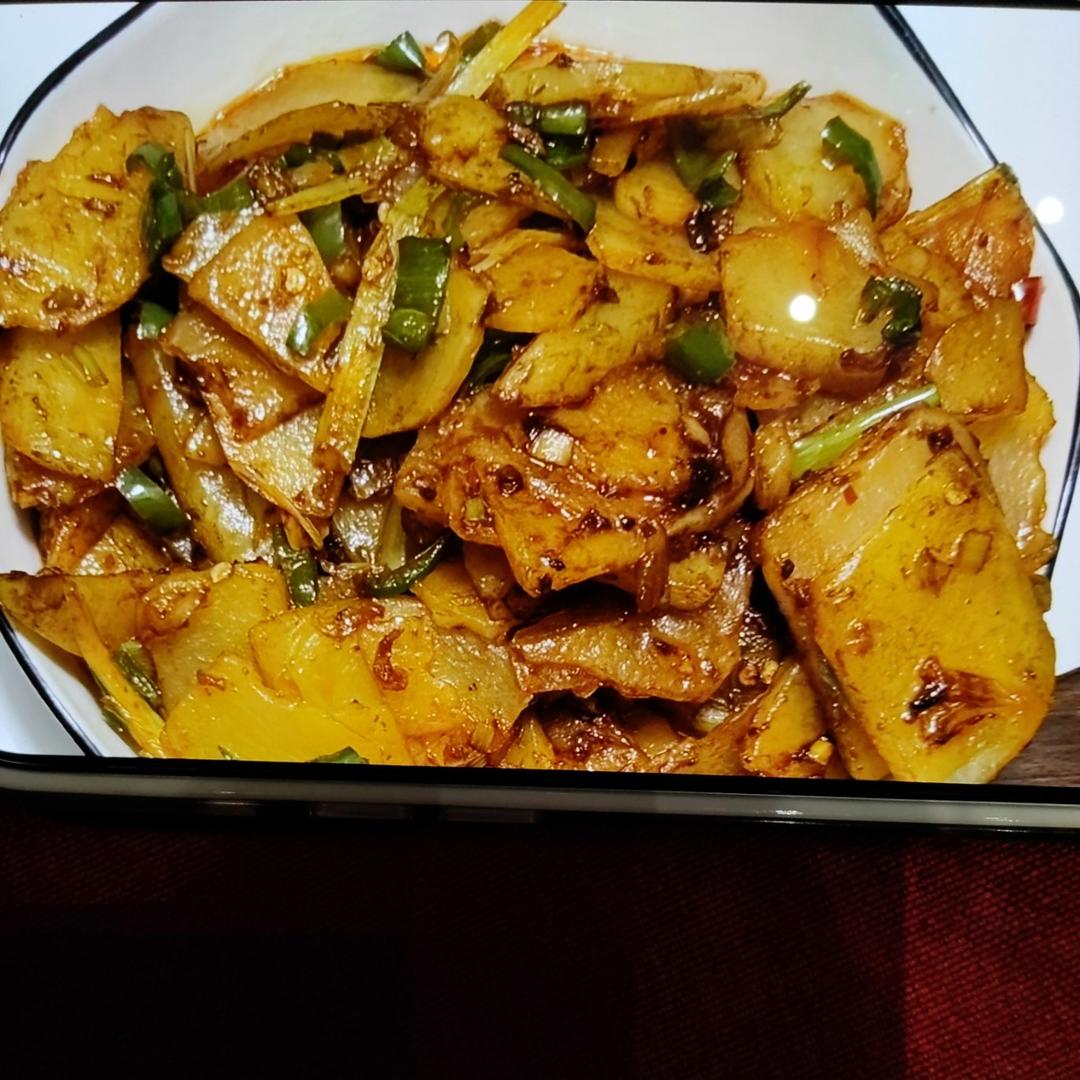 干锅土豆片