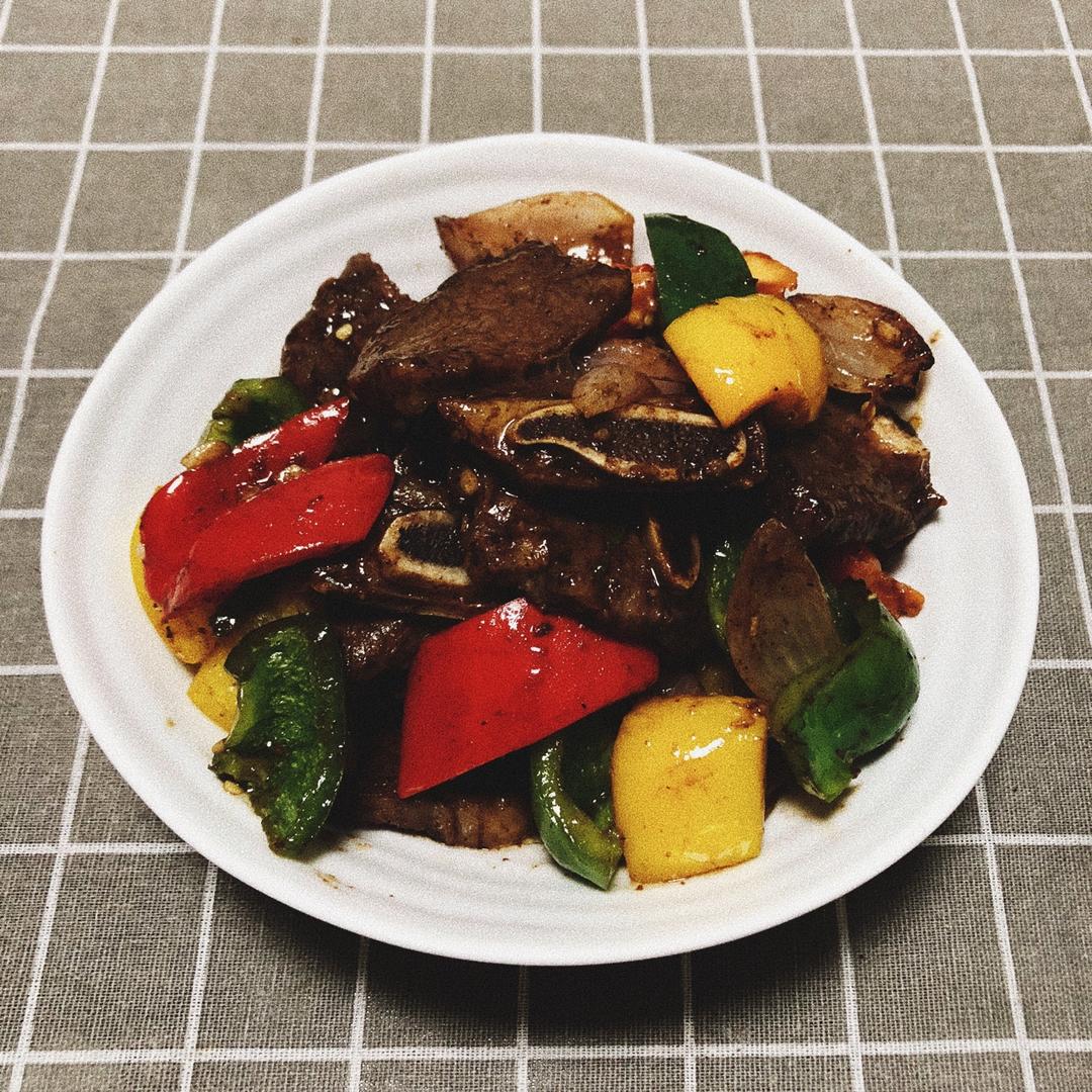 黑椒牛仔骨
