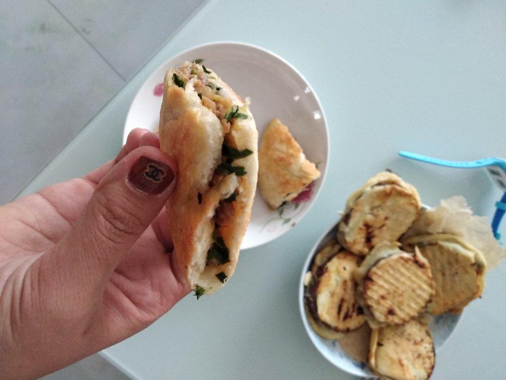 油酥肉火烧 Pork Pie
