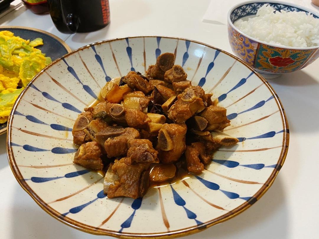 红烧排骨