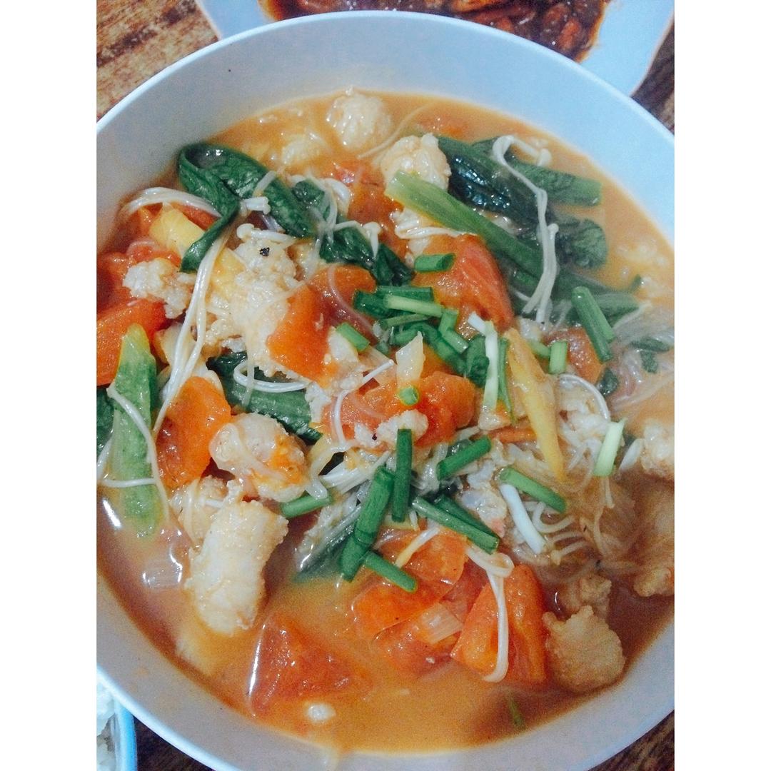 番茄锅酸汤龙利鱼