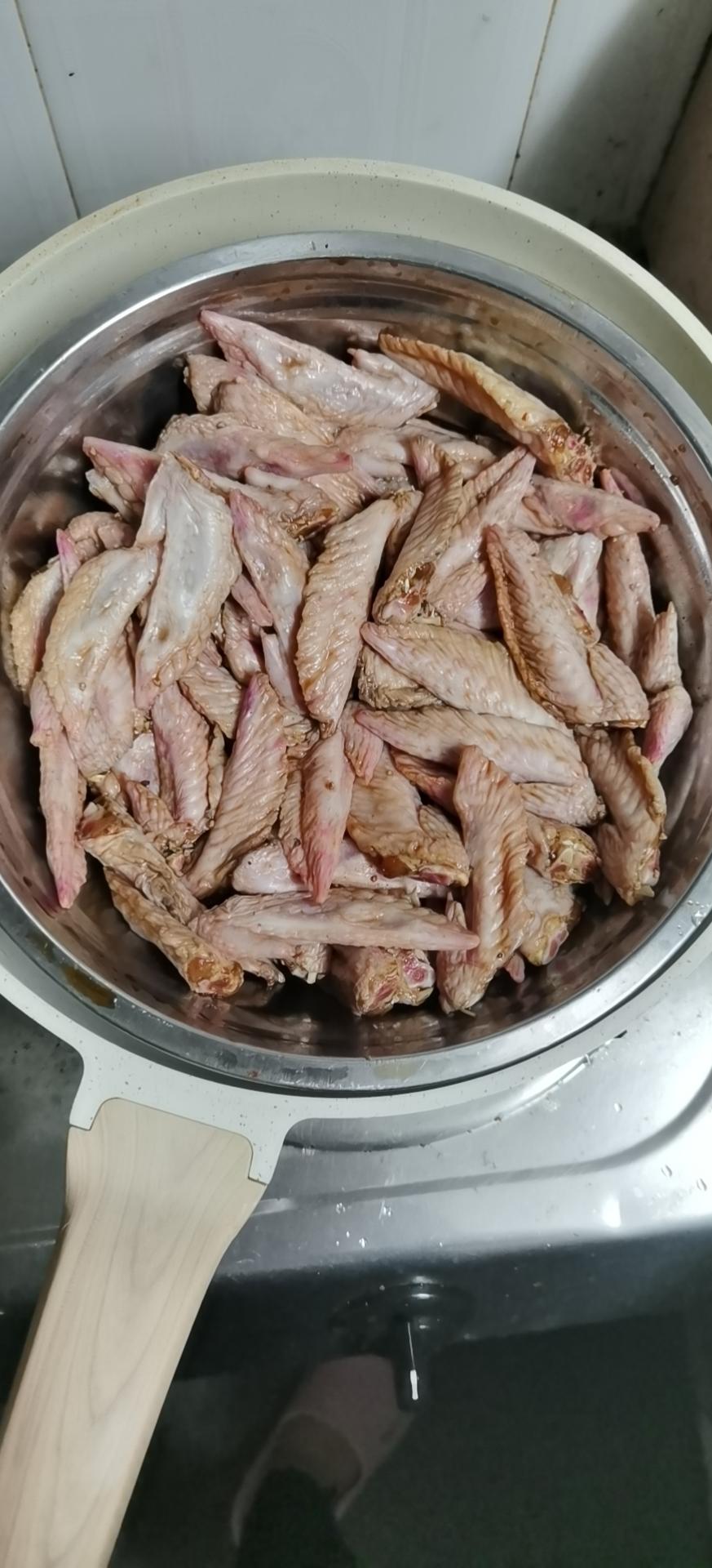 香辣过瘾的鸡翅尖