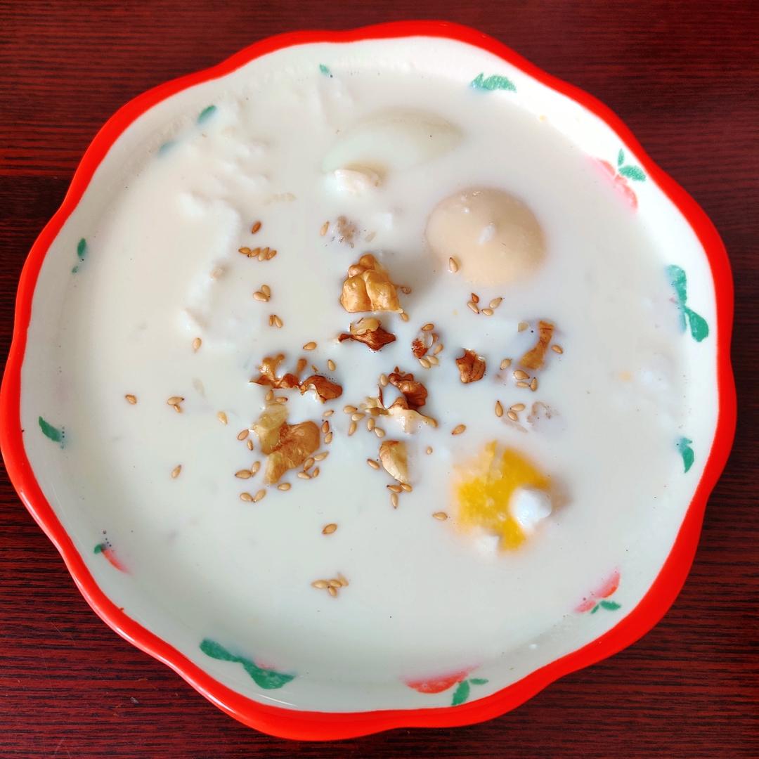 牛奶醪糟酒酿蛋（不结块秘籍）