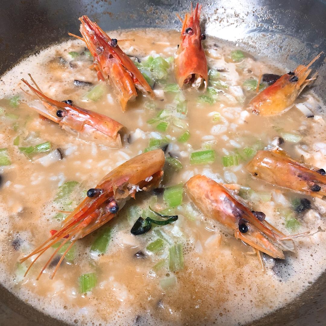山风妹妹做的海鲜菜泡饭