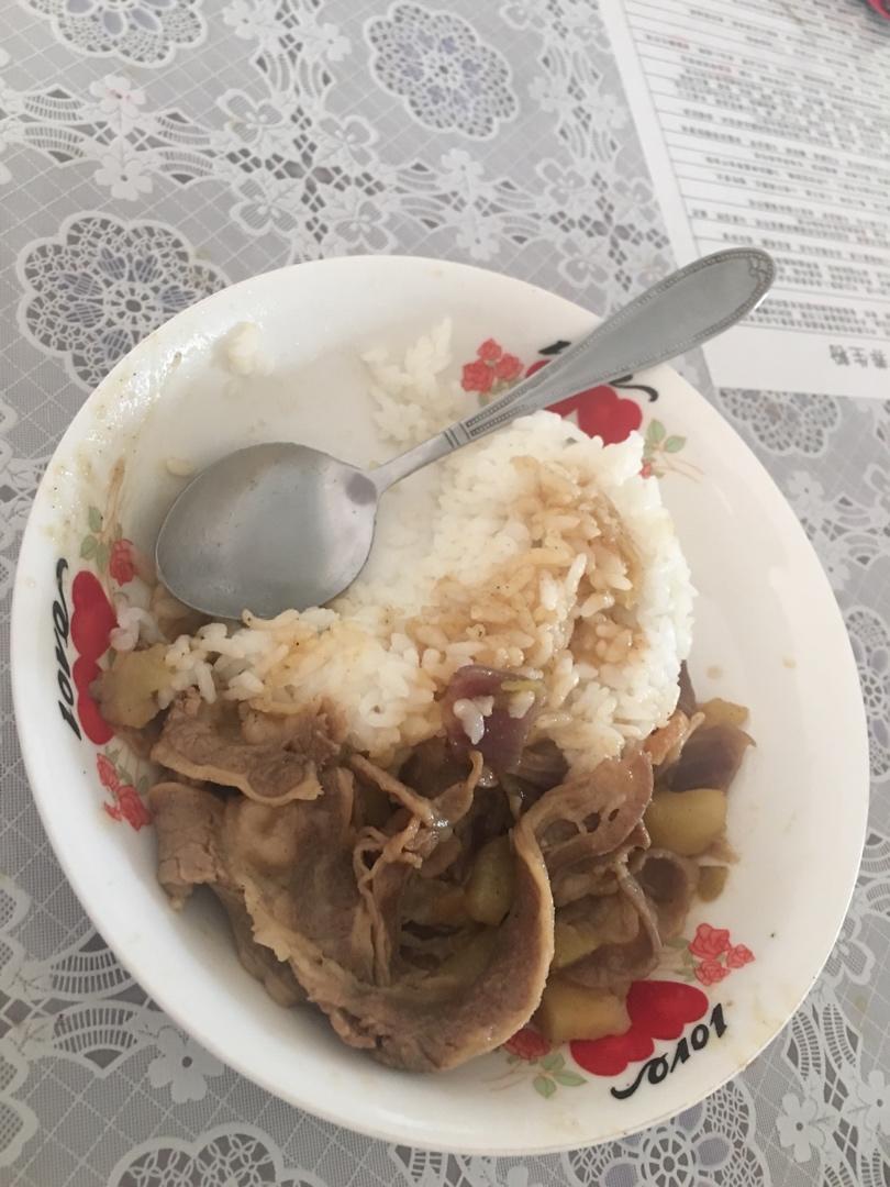 好吃到舔碗底的土豆肥牛拌饭
