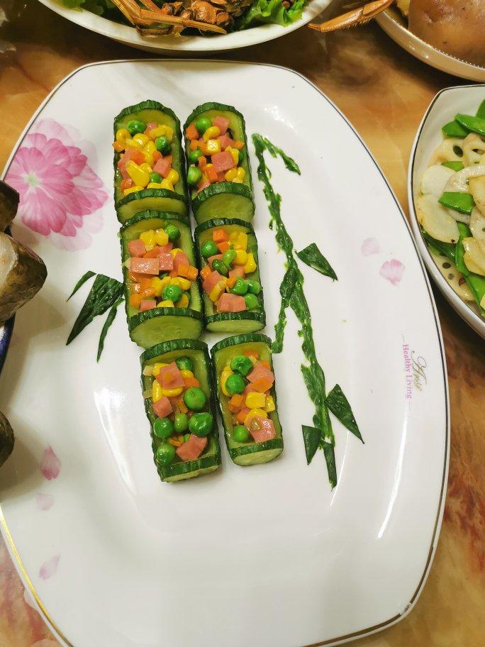 最美年夜饭-🎋翠竹报春节节高🥒（黄瓜玉米火腿鸡丁沙拉）