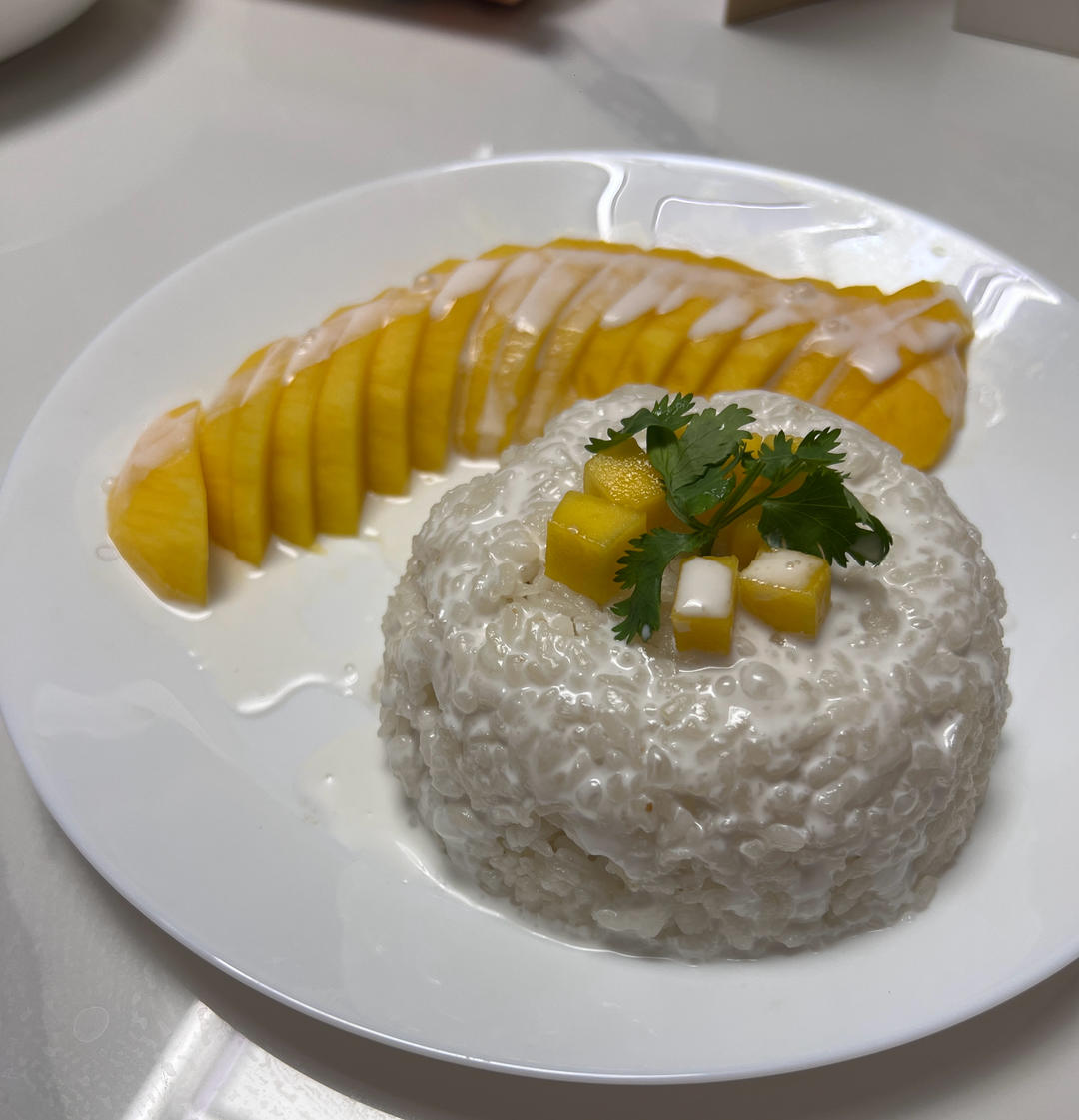 别出国啦，在家也能做芒果糯米饭🥭