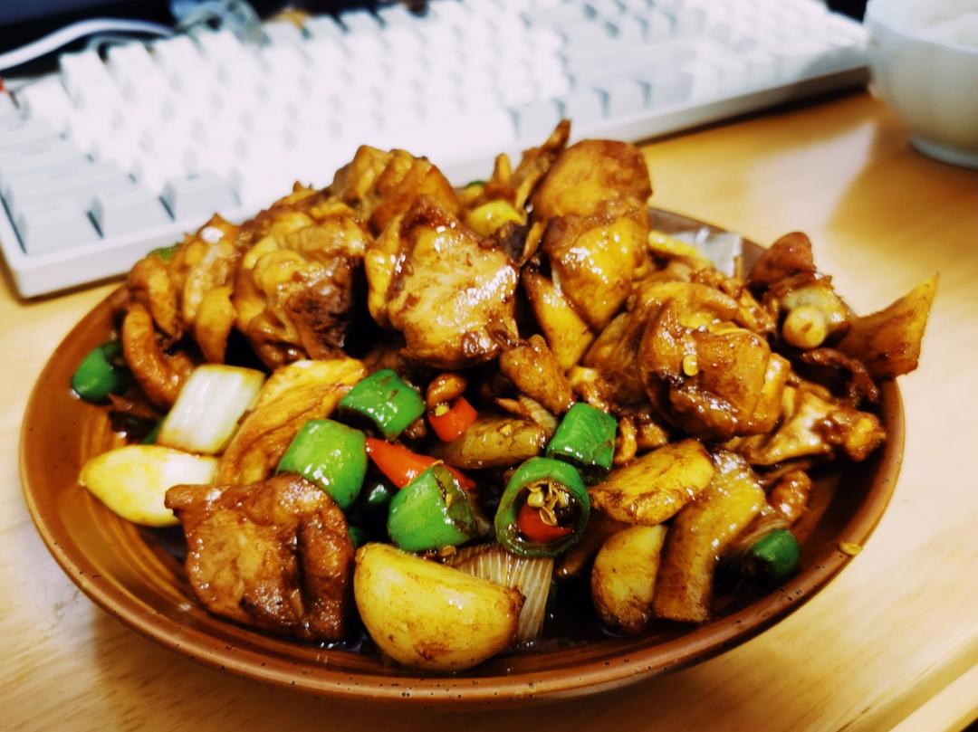 小炒鸡（鲜辣入味很下饭）