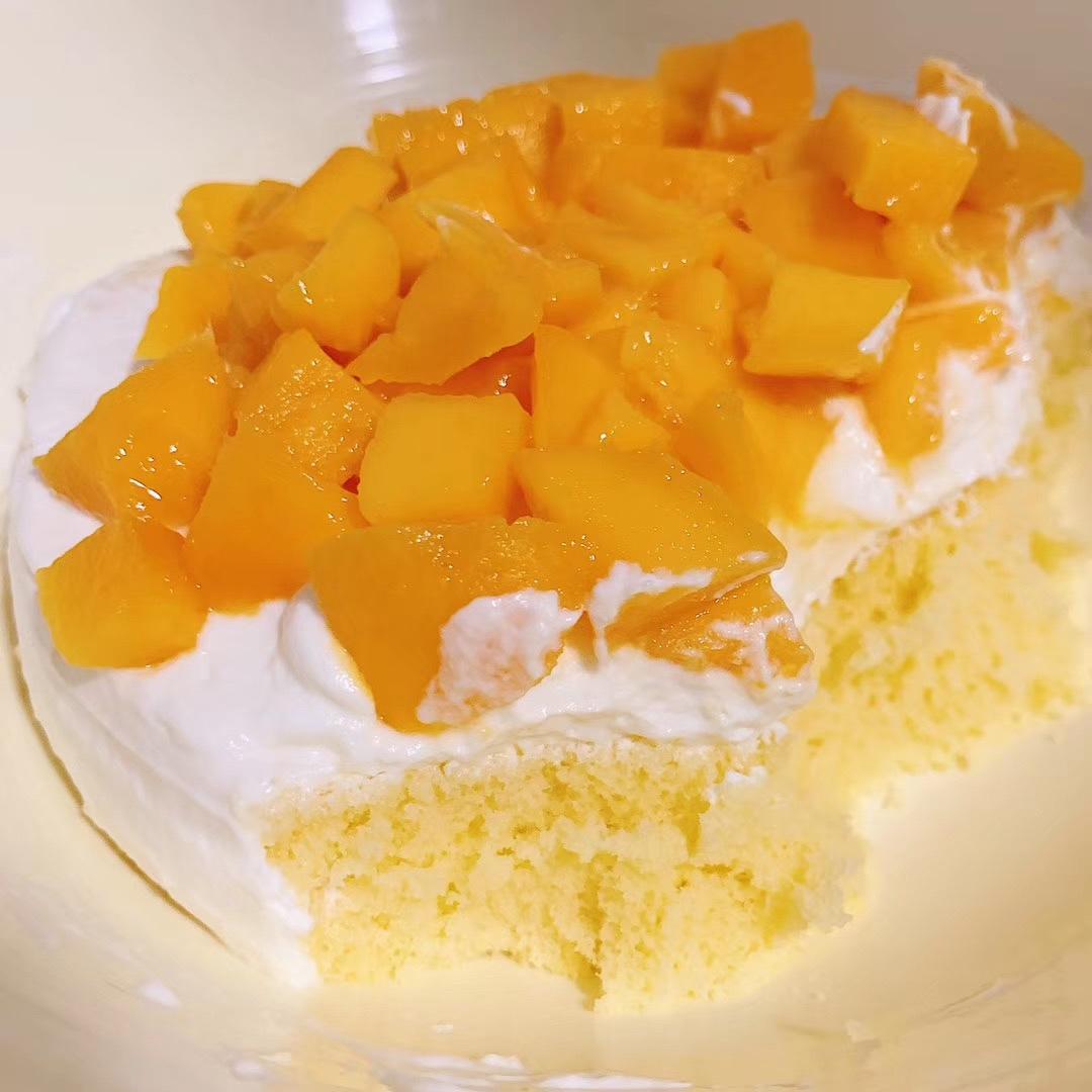 芒果奶油蛋糕