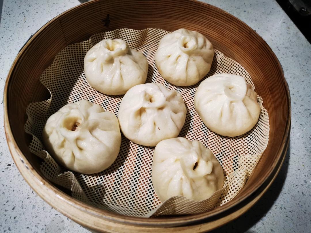 鲜虾猪肉生煎包（一定要看视频哟~）