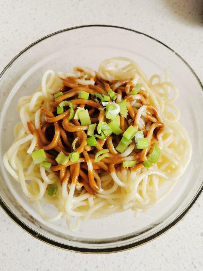 热干面