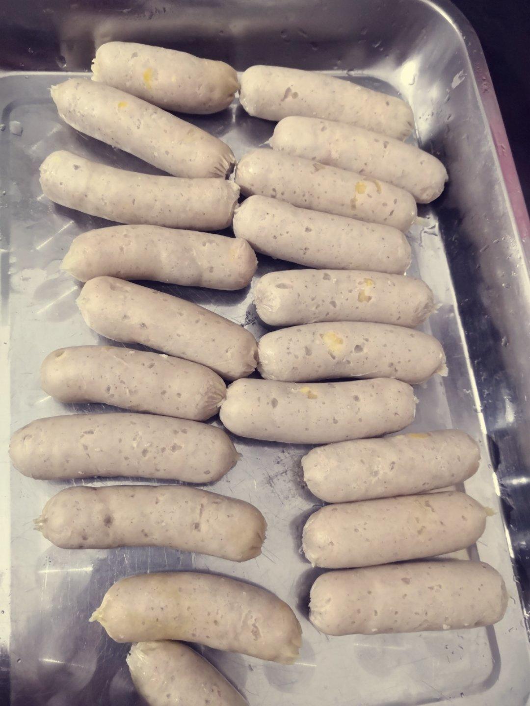 筋道弹牙/软嫩多汁/纯纯肉香~自制玉米脆皮肠