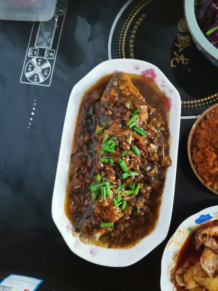 厨师长教你：“红烧鲤鱼”的家常做法（不辣），味道很赞先收藏了