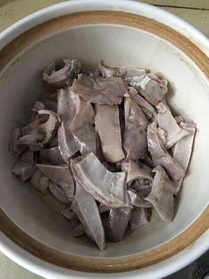白胡椒猪肚（鸡）汤的做法 步骤3
