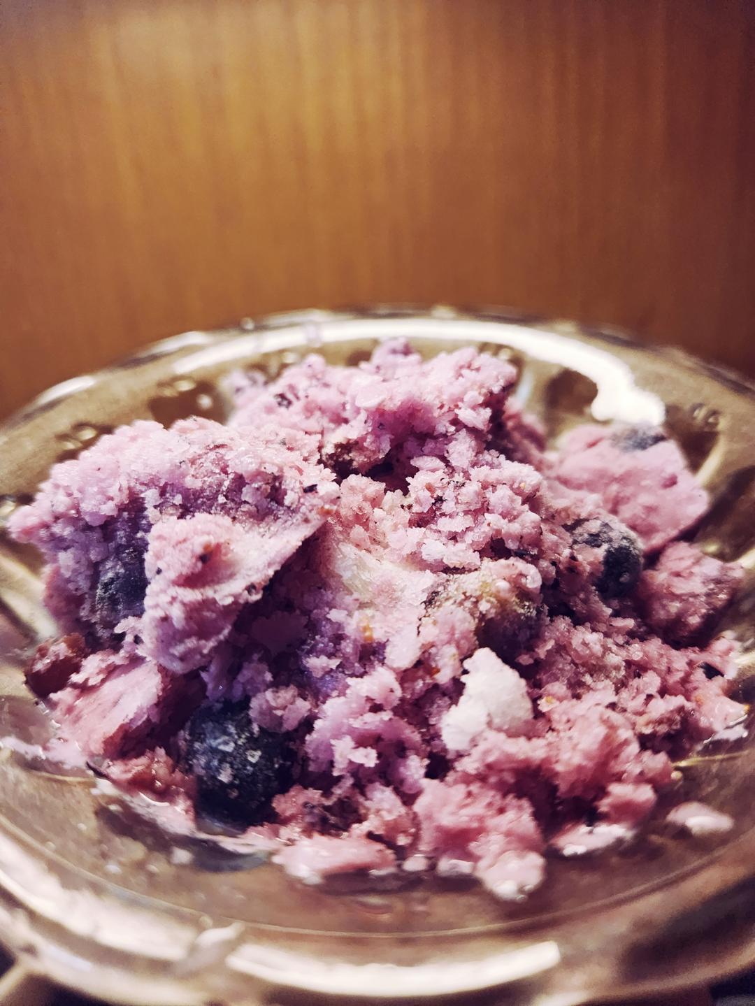 蓝莓酸奶冰淇淋
