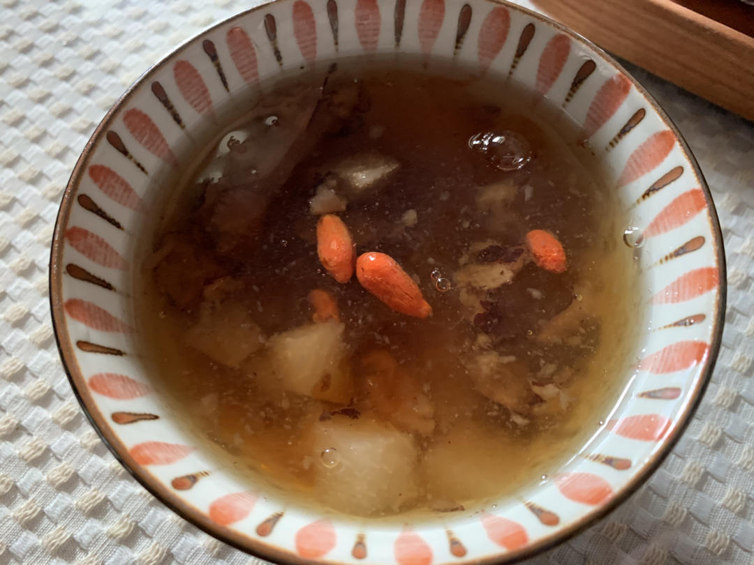 如何熬出绵绸丝滑口感的桃胶银耳汤👑