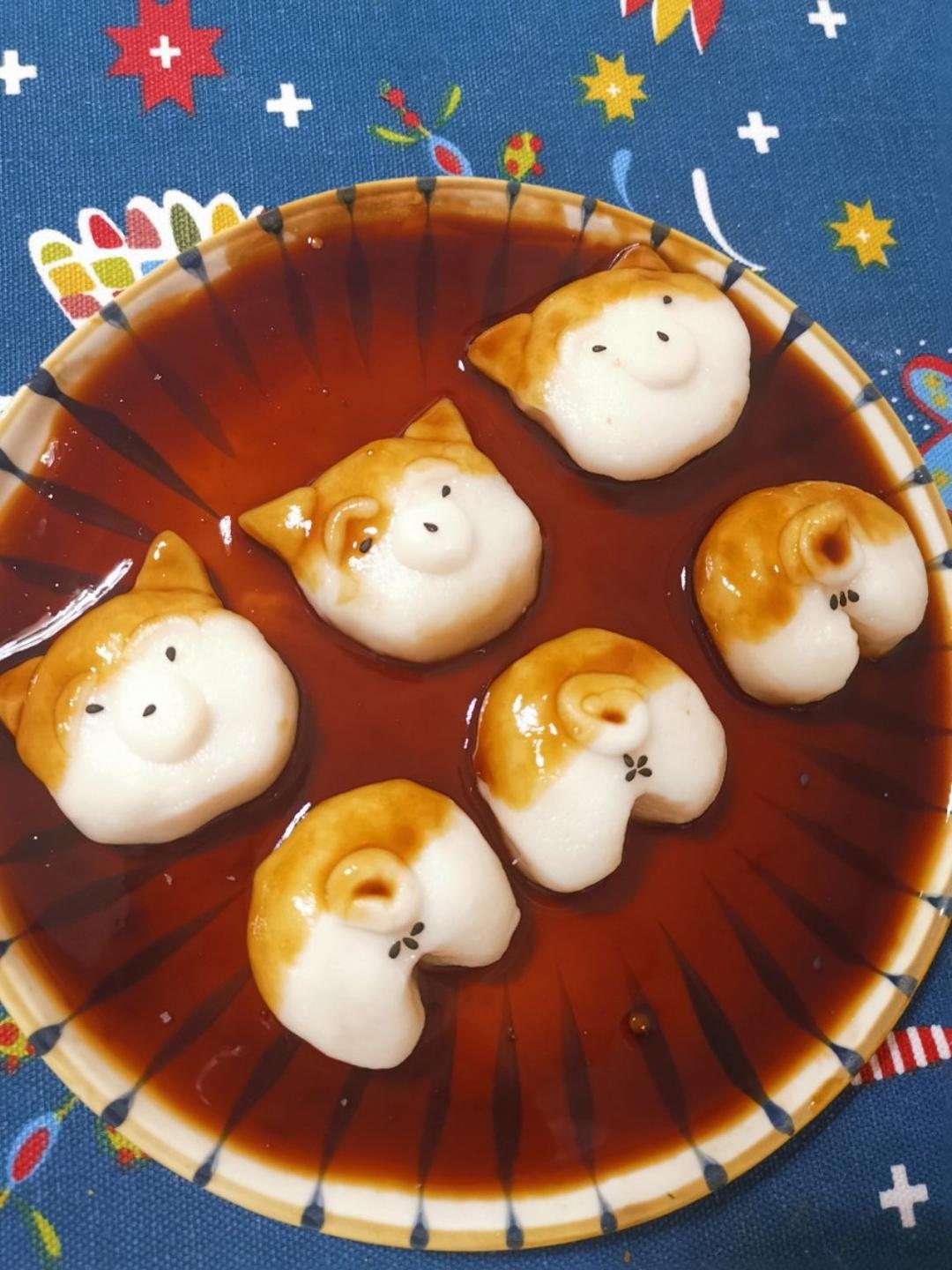 拥有小翘臀的柴犬糯米团子