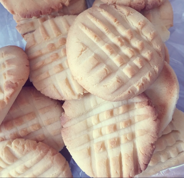 牛奶饼干