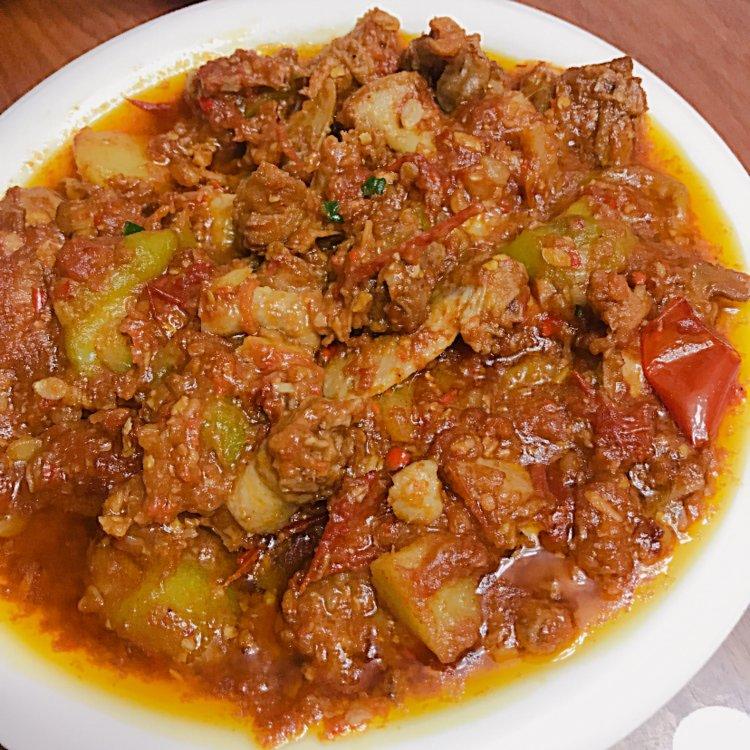 复刻火烧云油焖鸡：史上最简单的下饭神器