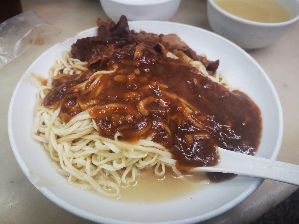 走走吃吃