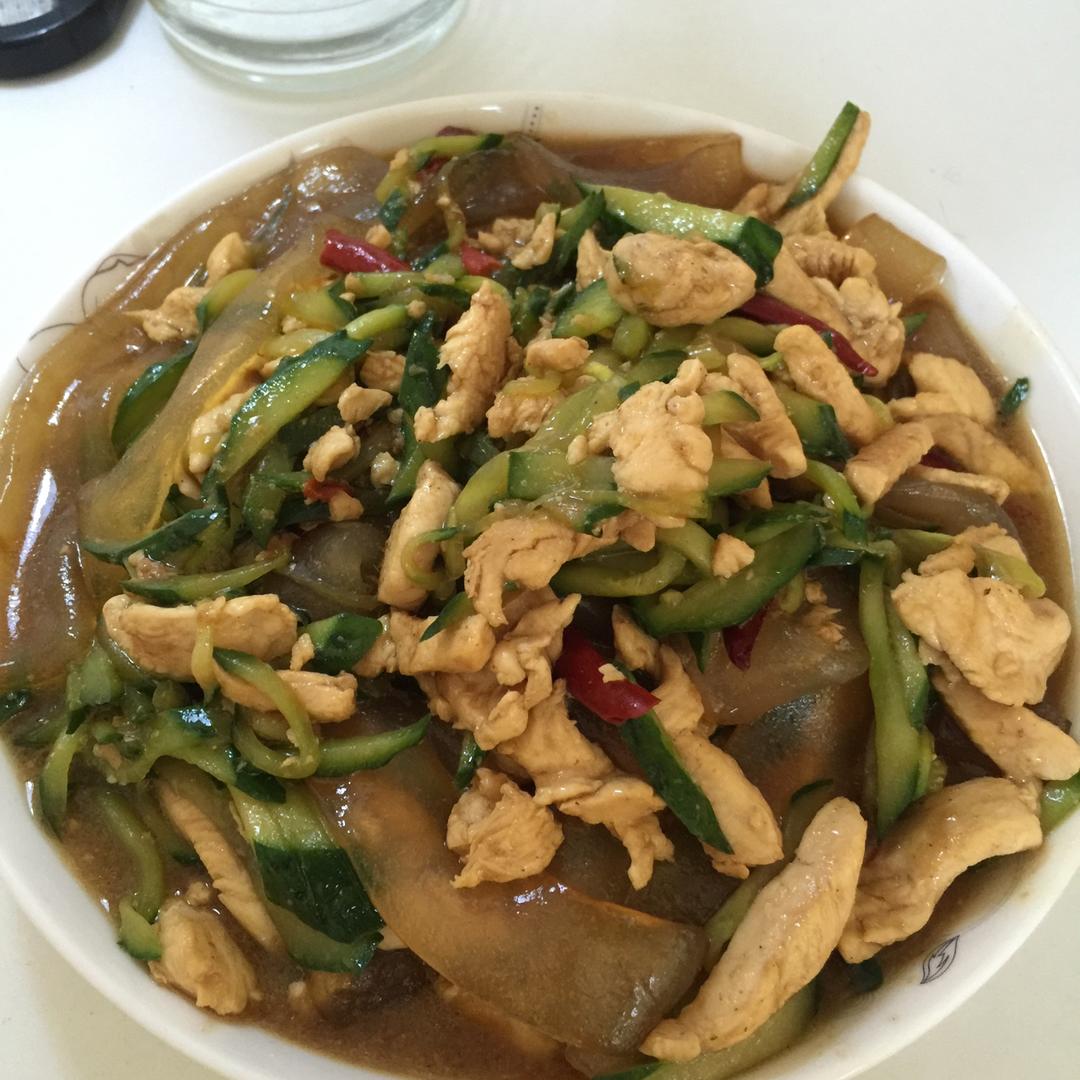 鸡丝炒拉皮