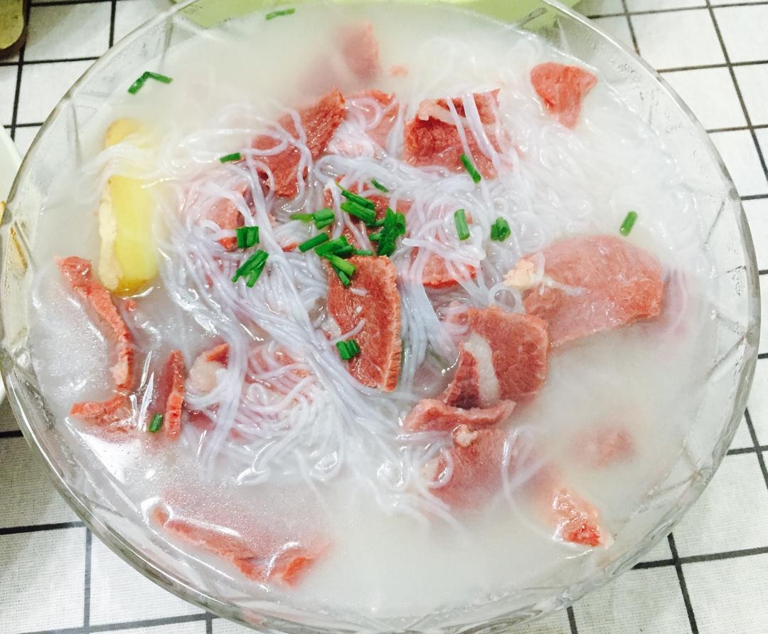 牛肉粉丝汤