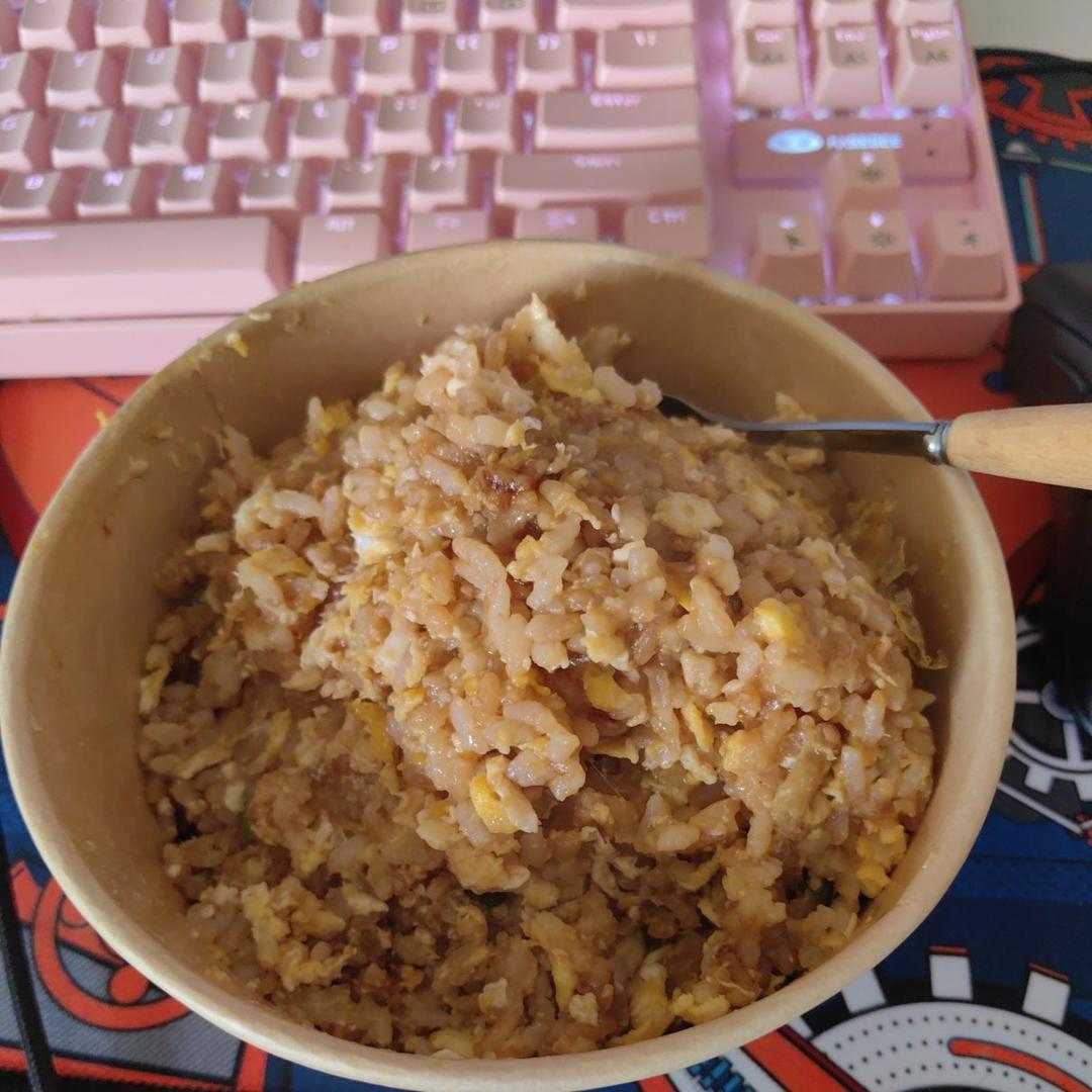 好吃到停不下来的酱油蛋炒饭